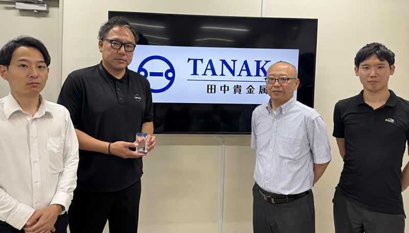 浜名湖電装株式会社より、「モノづくり賞」を受賞（記念写真）